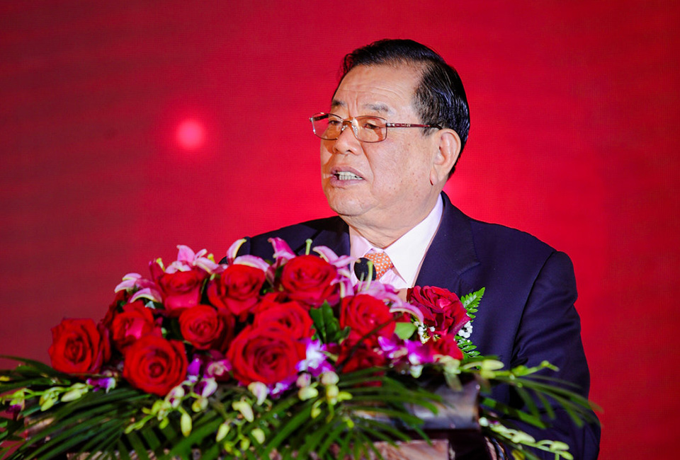 德業(yè)人將用心堅(jiān)守使命,<br>為實(shí)現(xiàn)夢(mèng)想不懼櫛風(fēng)沐雨、砥礪前行。